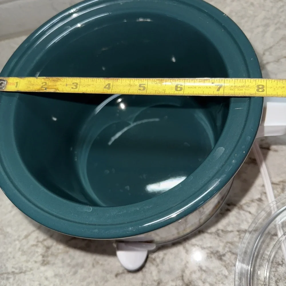 Rival Crock Pot 3122 Slow Cooker 2 Quart Vintage Pepper Design Works White Green